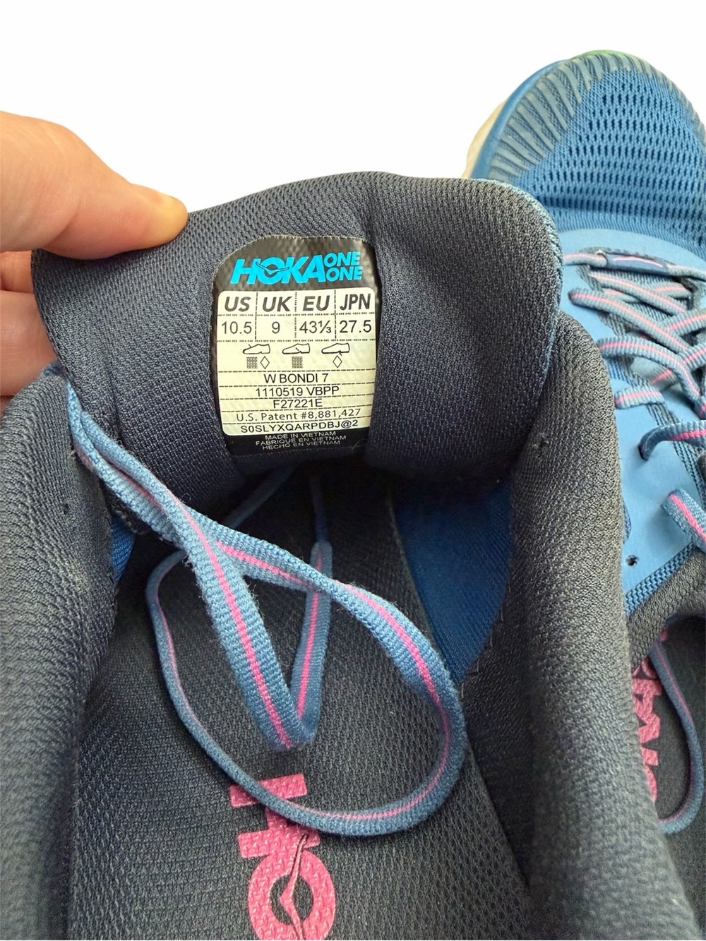 Woman’s HOKA Bondi 7 Sneakers Size 10.5 - Picture 7 of 7